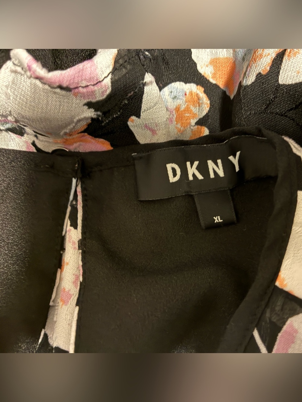 DKNYC Black Floral V-Neck Tank with Pink & Orange Accents - Picture 3 of 3